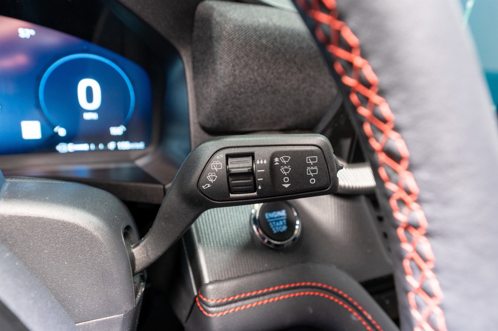 2025 Ford Explorer Image 28