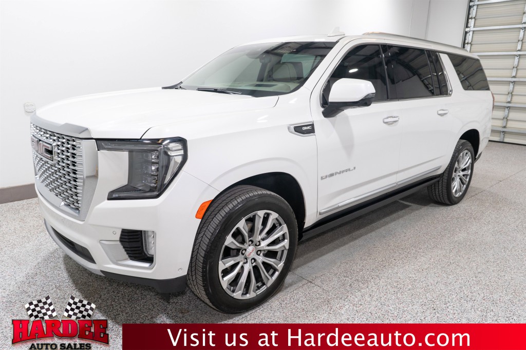 2023 GMC Yukon Image 2