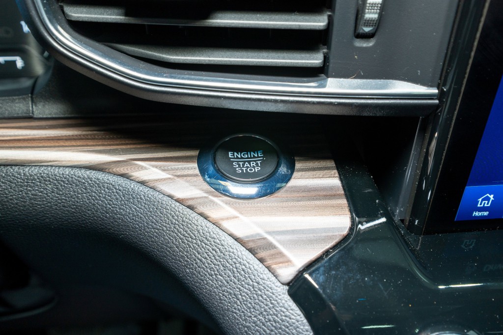 2024 Ford Explorer Image 31