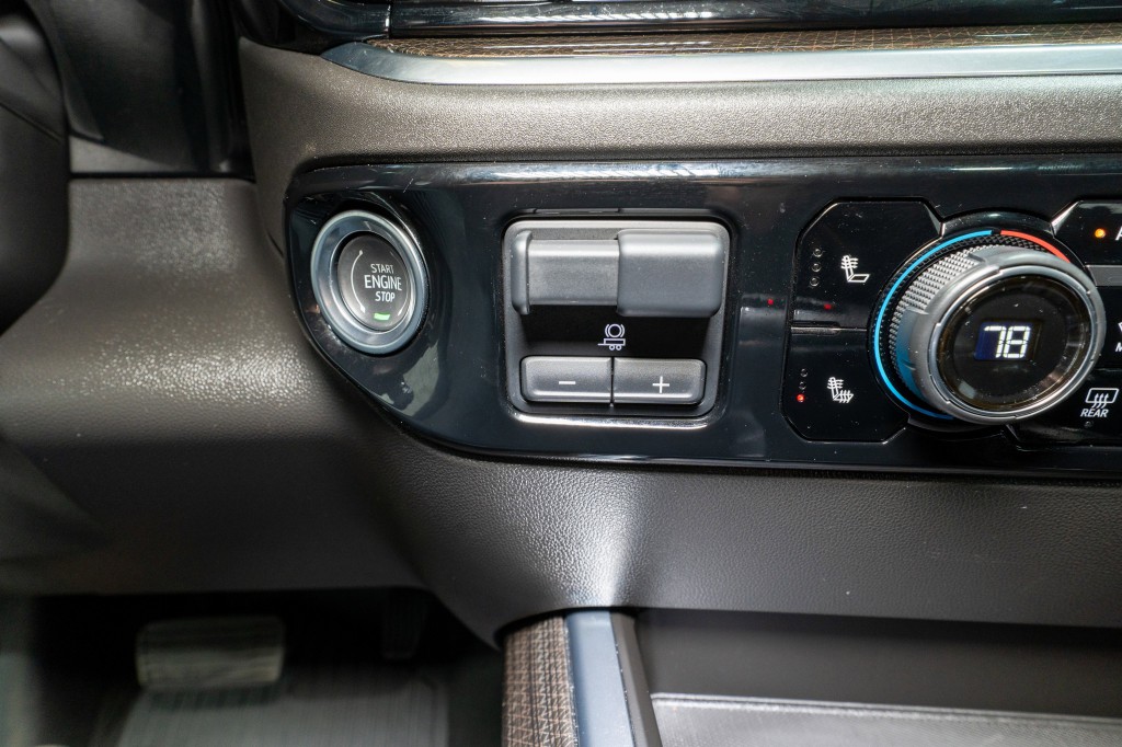 2025 Chevrolet Silverado 1500 Image 24