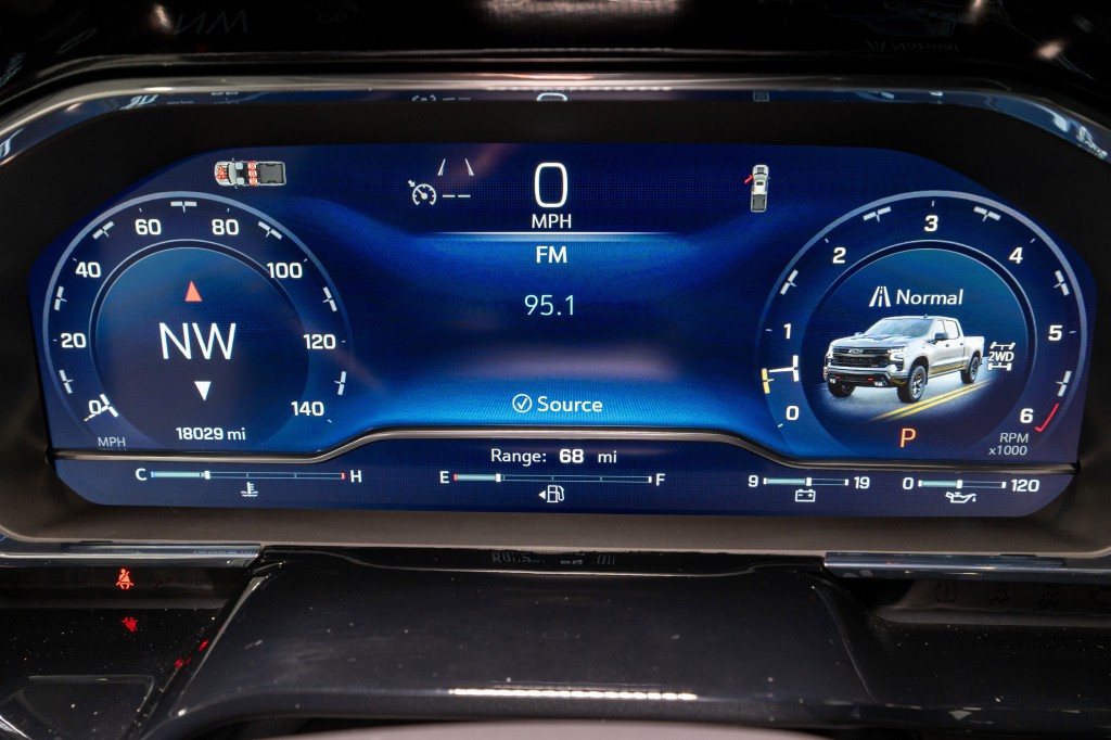 2025 Chevrolet Silverado 1500 Image 26