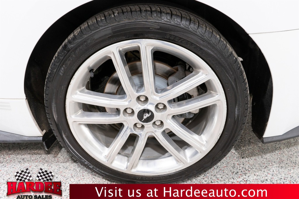 2017 Ford Mustang Image 10