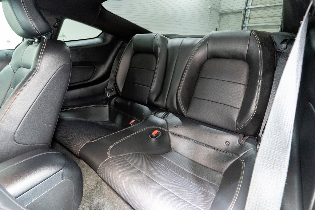 2017 Ford Mustang Image 11