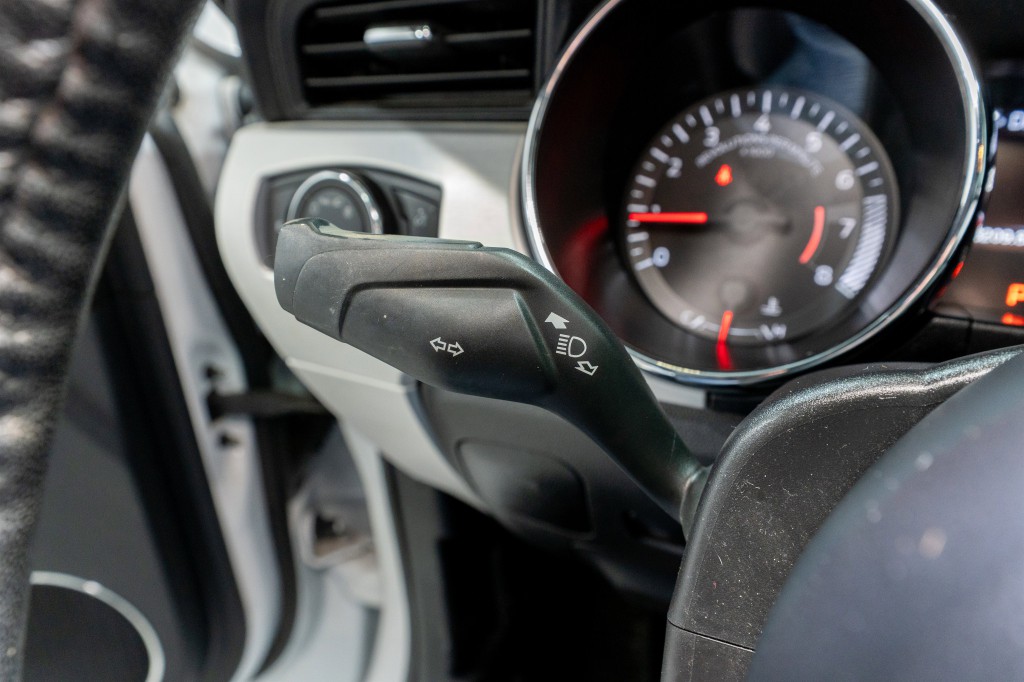 2017 Ford Mustang Image 29