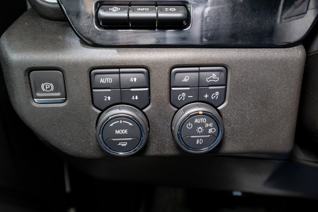 2024 Chevrolet Silverado 1500 Image 35