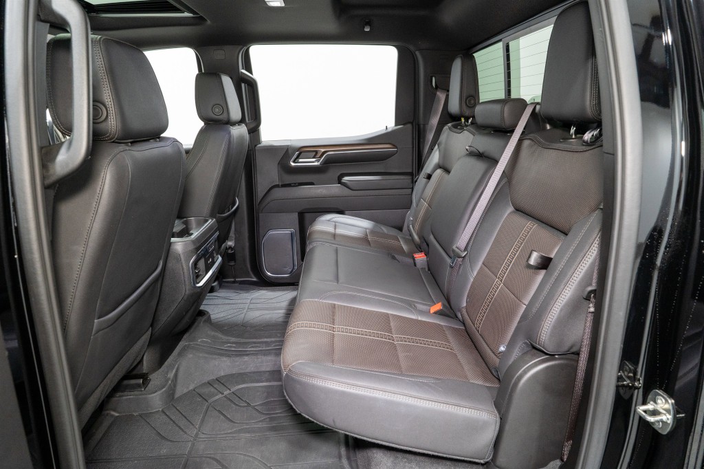 2024 Chevrolet Silverado 1500 Image 36