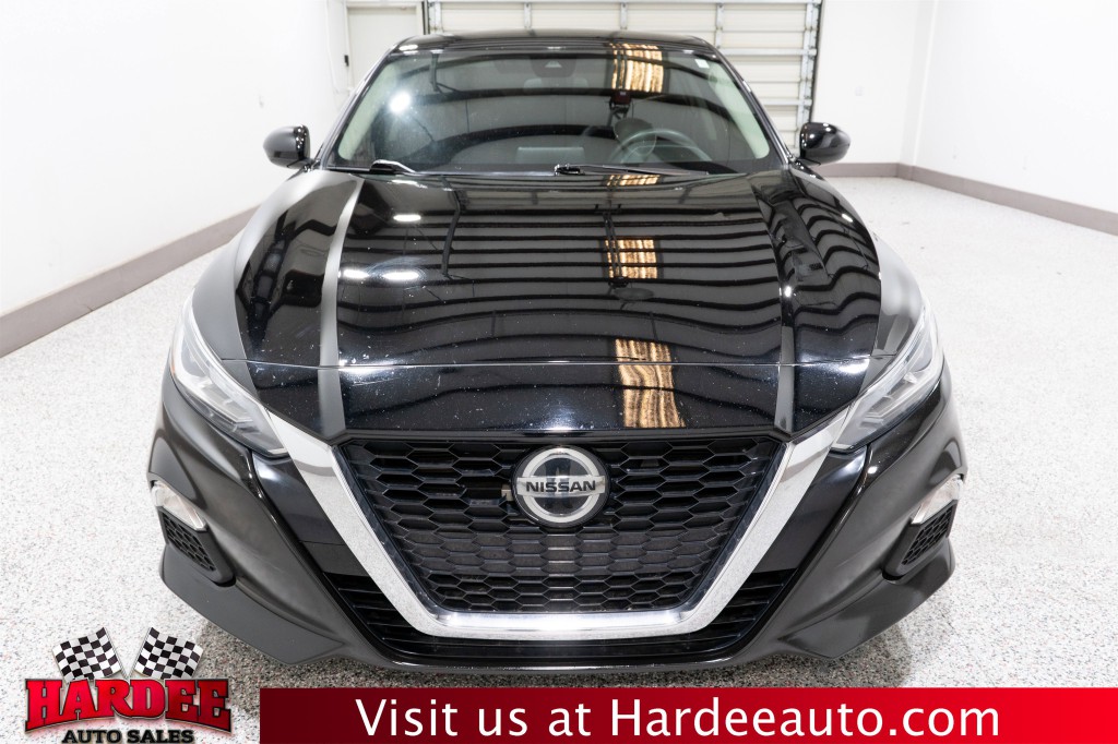 2022 Nissan Altima Image 7