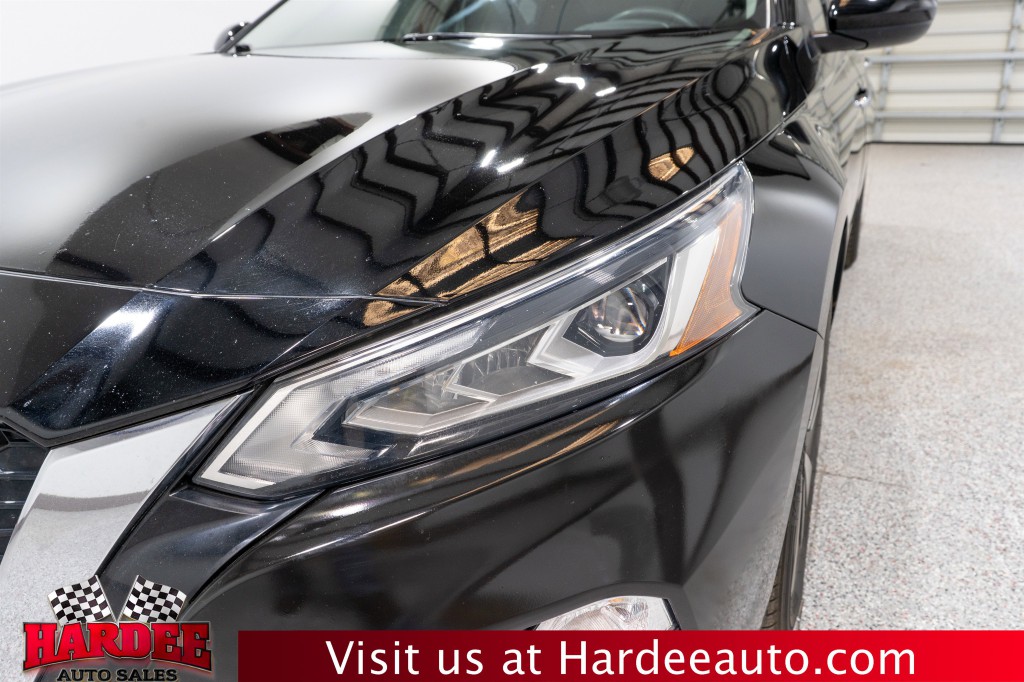 2022 Nissan Altima Image 8