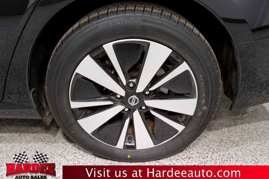 2022 Nissan Altima Image 10