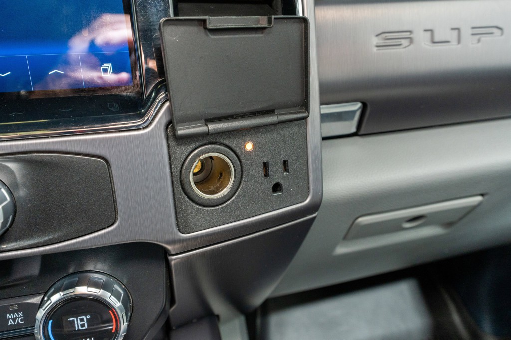 2022 Ford F-250 Image 26