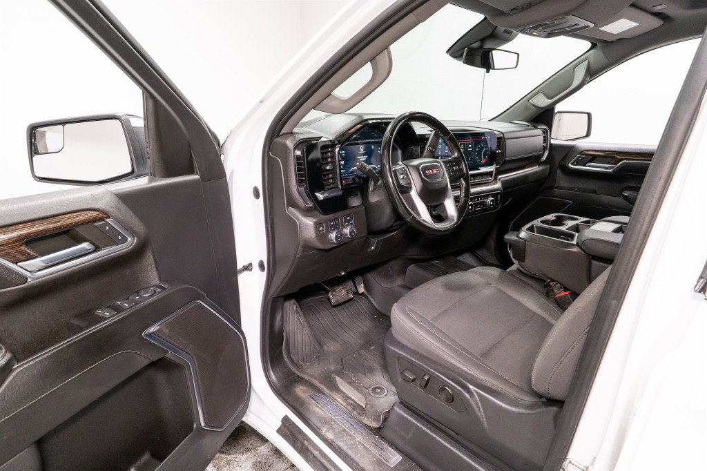 2023 GMC Sierra 1500 Image 13