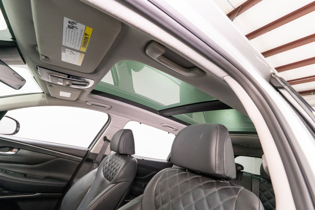 2022 Hyundai Santa Fe Image 17