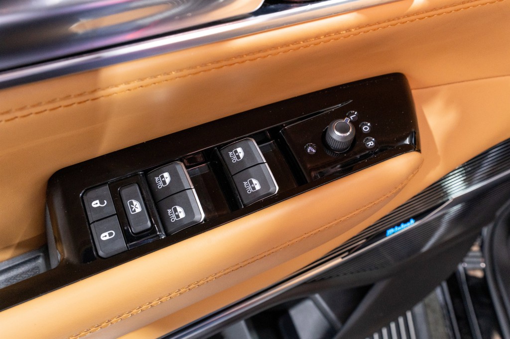 2023 Jeep Grand Cherokee Image 16