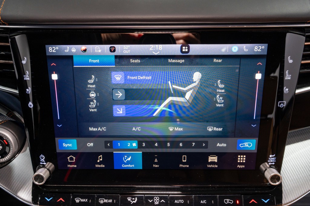 2023 Jeep Grand Cherokee Image 24