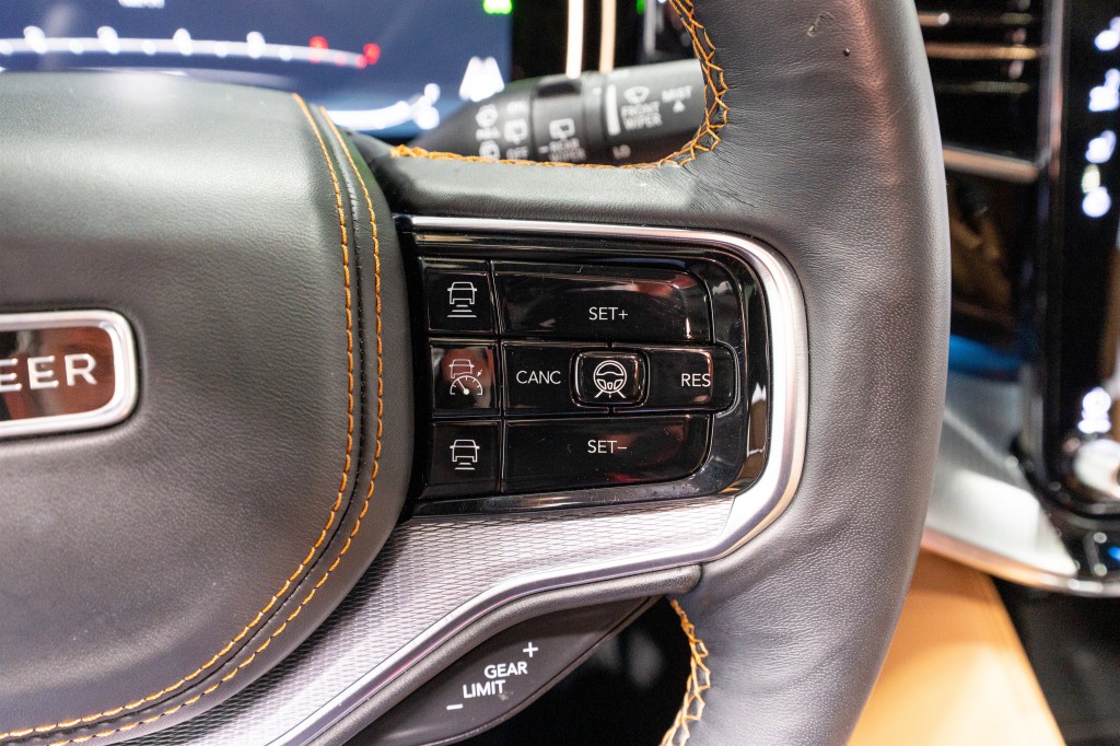 2023 Jeep Grand Cherokee Image 34