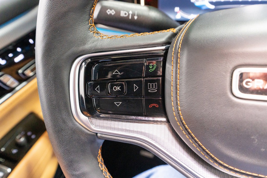 2023 Jeep Grand Cherokee Image 35