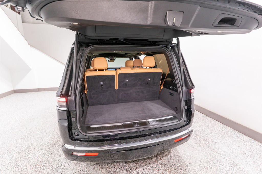 2023 Jeep Grand Cherokee Image 42