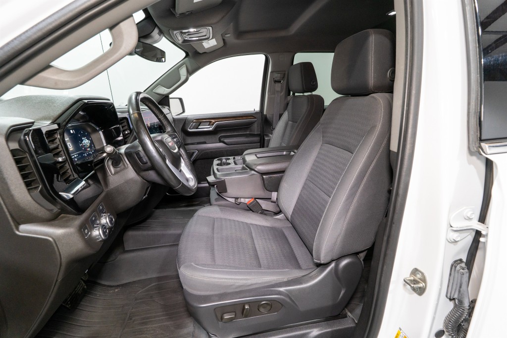 2023 GMC Sierra 1500 Image 15