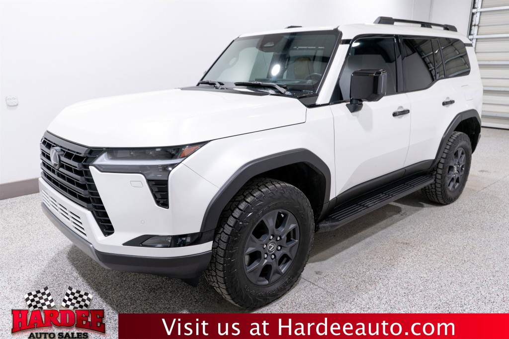 2024 Lexus GX Image 2