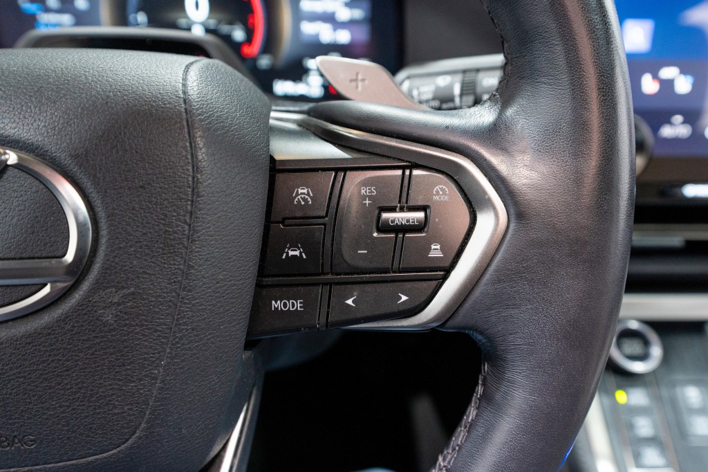 2024 Lexus GX Image 28