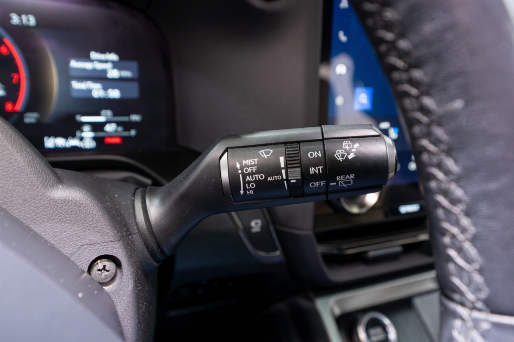 2024 Lexus GX Image 30