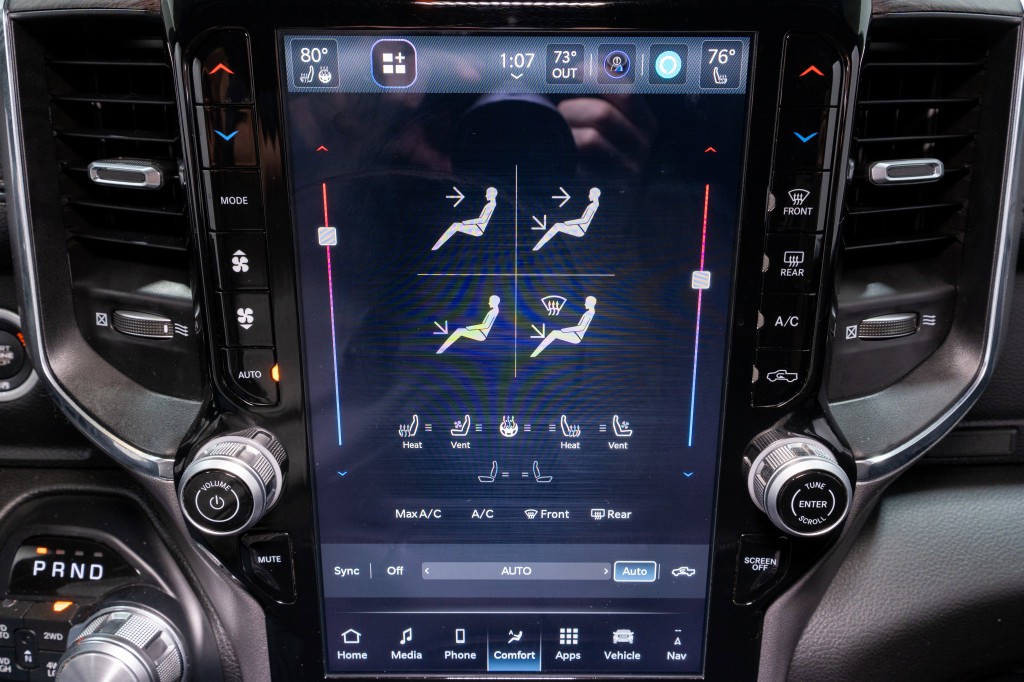 2025 RAM 1500 Image 22