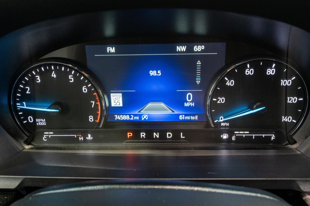 2022 Ford Explorer Image 25