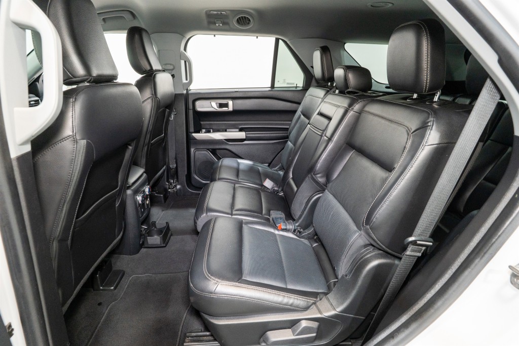2022 Ford Explorer Image 32