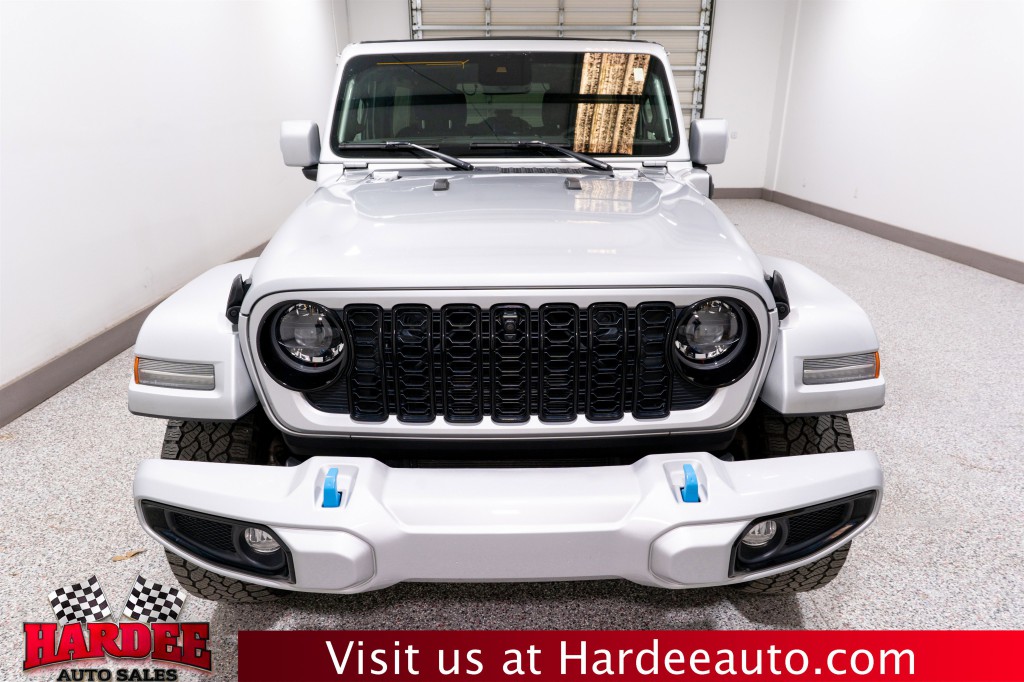 2024 Jeep Wrangler Image 7