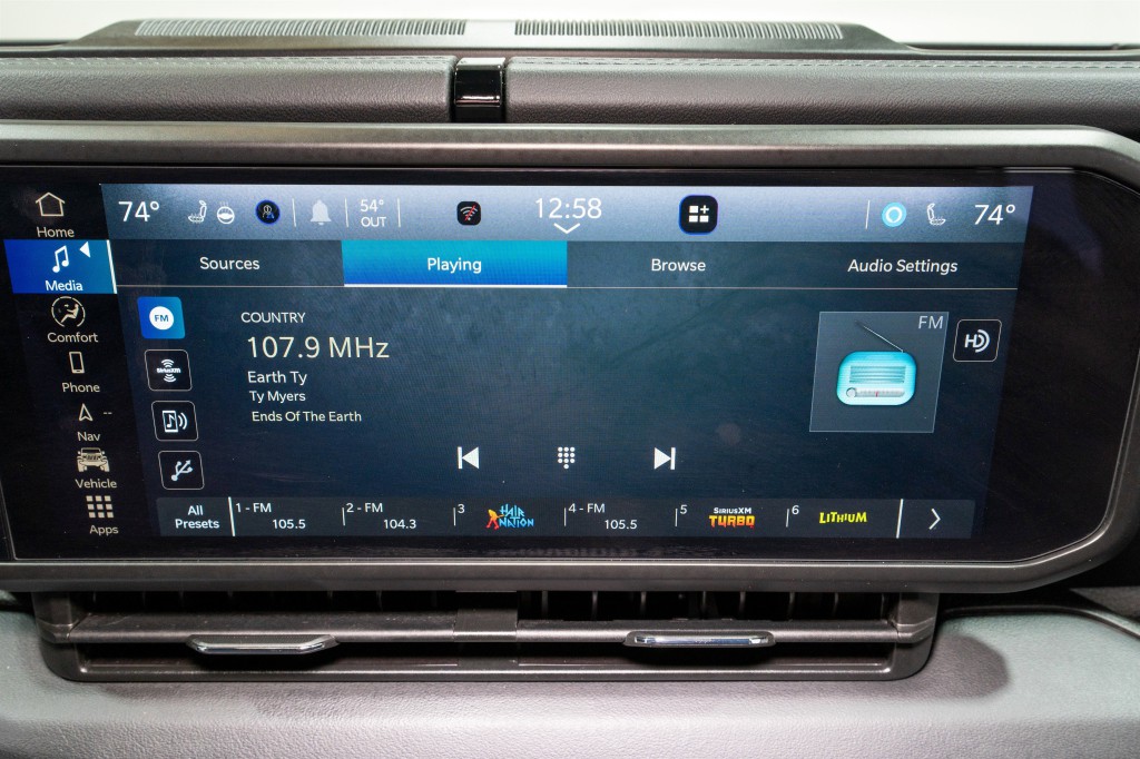 2024 Jeep Wrangler Image 19