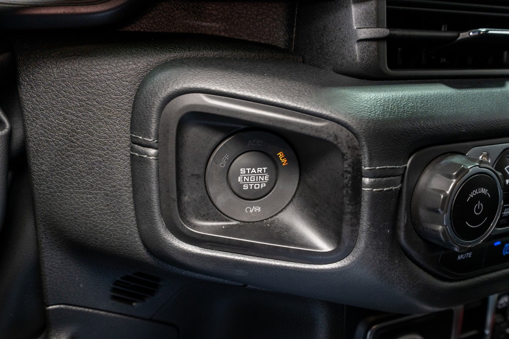 2024 Jeep Wrangler Image 27