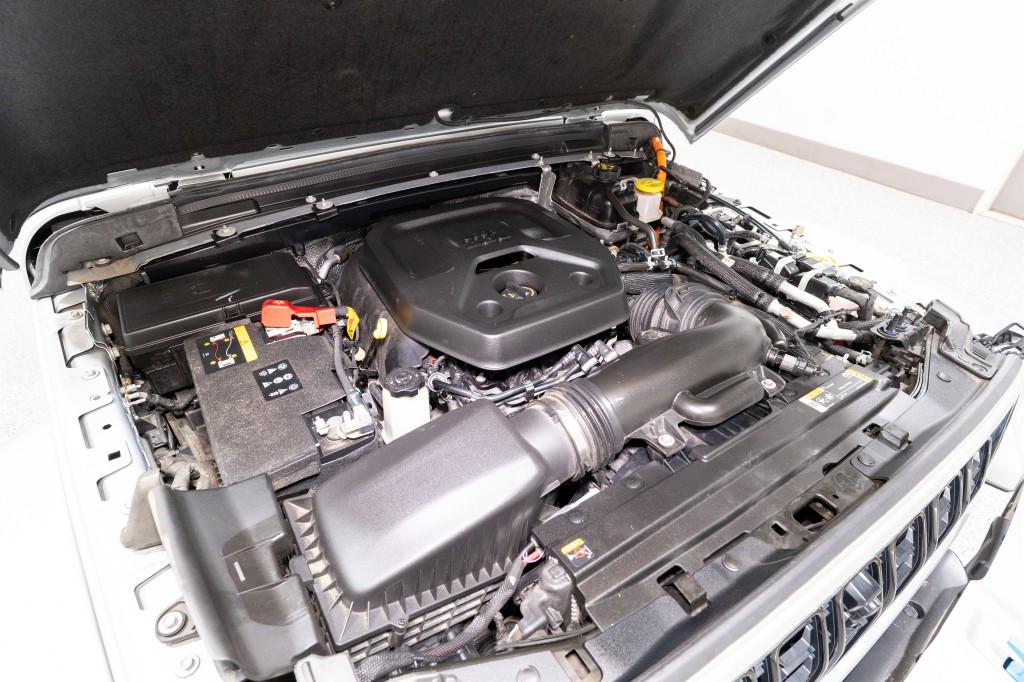 2024 Jeep Wrangler Image 38