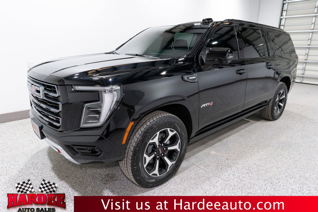 2026 GMC Yukon Image 2