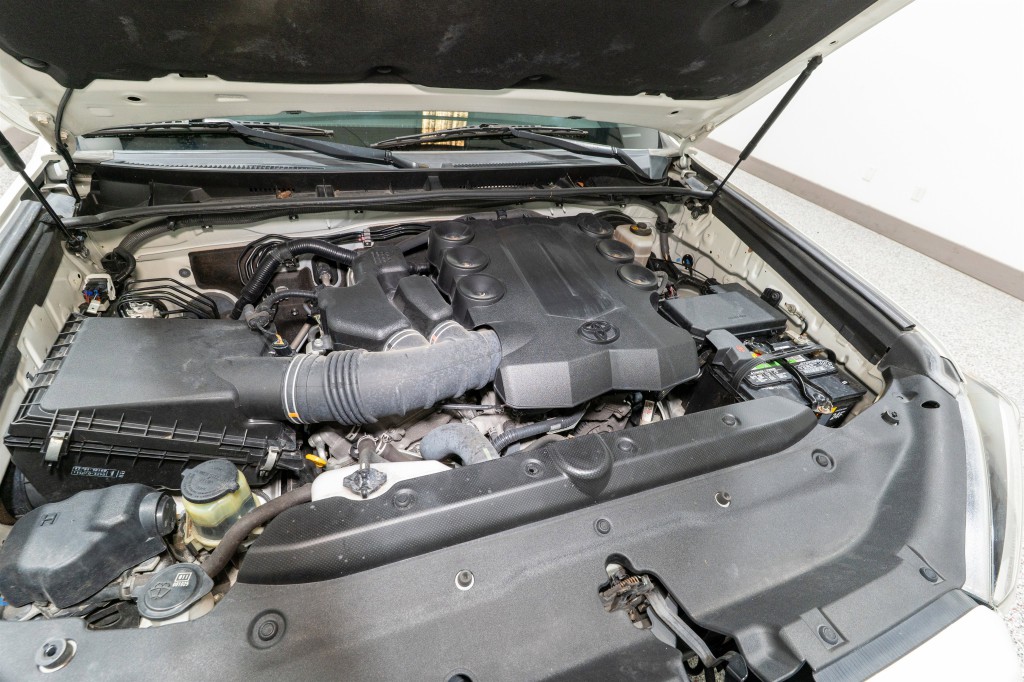 2018 Toyota 4Runner Image 36