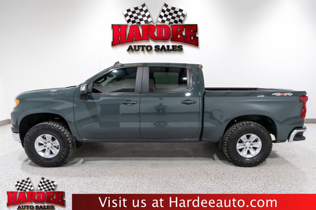 2025 Chevrolet Silverado 1500 Image 1