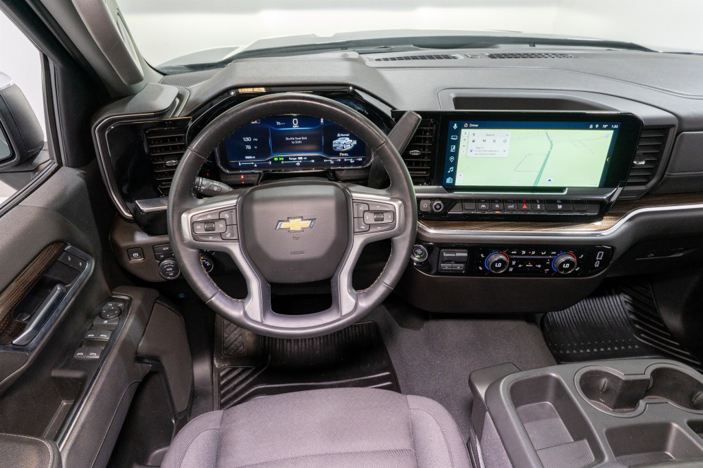 2025 Chevrolet Silverado 1500 Image 12