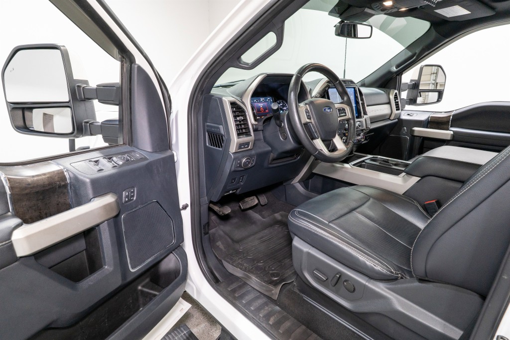 2022 Ford F-350 Image 15