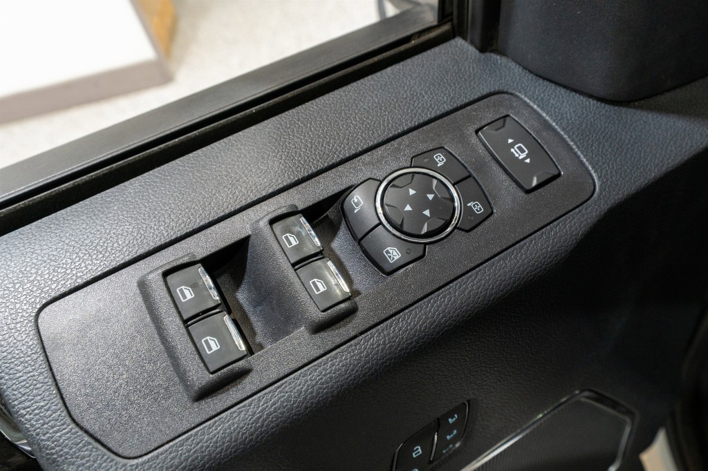 2022 Ford F-350 Image 17