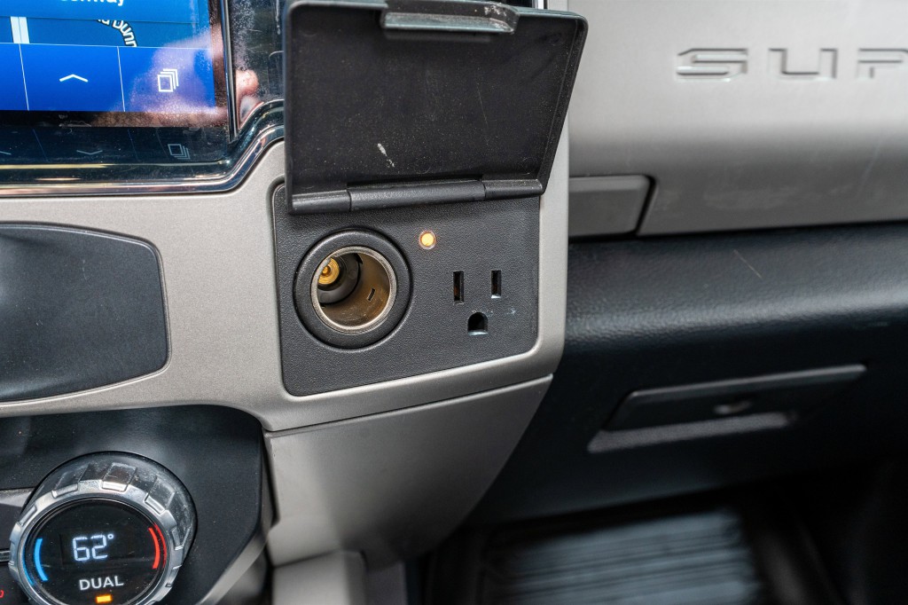 2022 Ford F-350 Image 26