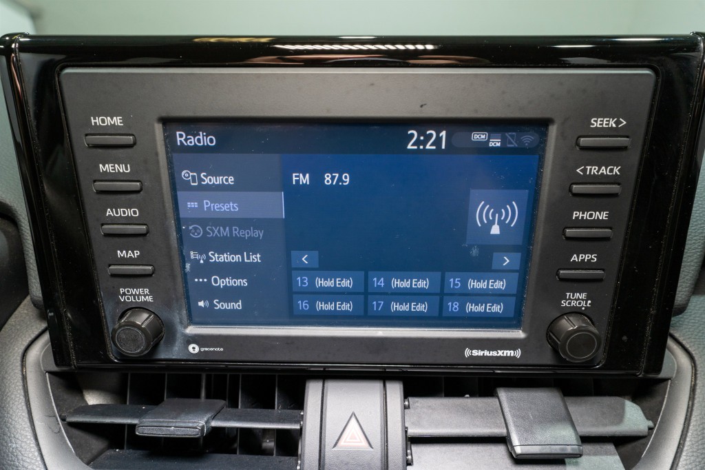 2022 Toyota Rav4 Image 16