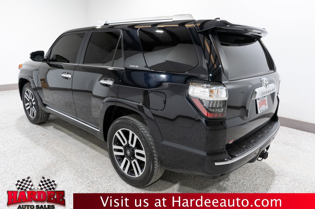 2024 Toyota 4Runner Image 3