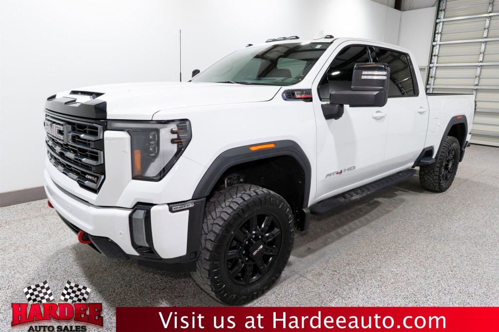 2024 GMC Sierra 2500 Image 2