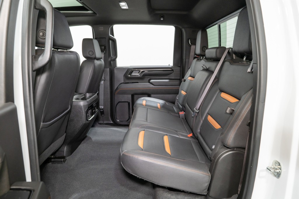 2024 GMC Sierra 2500 Image 35