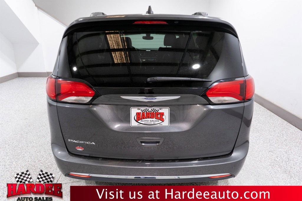 2020 Chrysler Pacifica Image 4