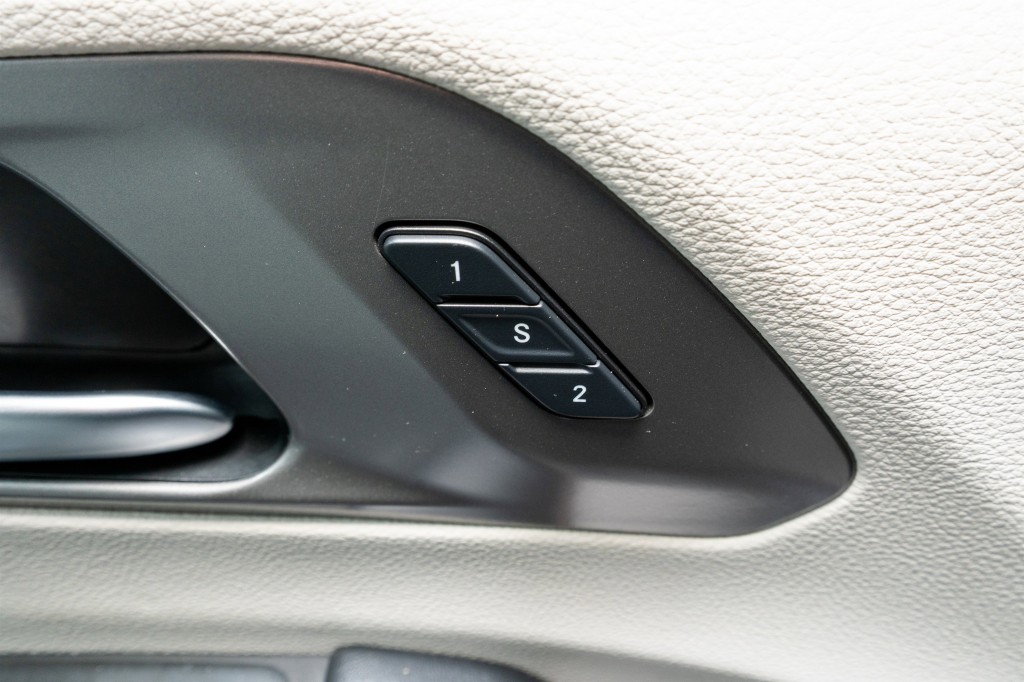 2020 Chrysler Pacifica Image 12