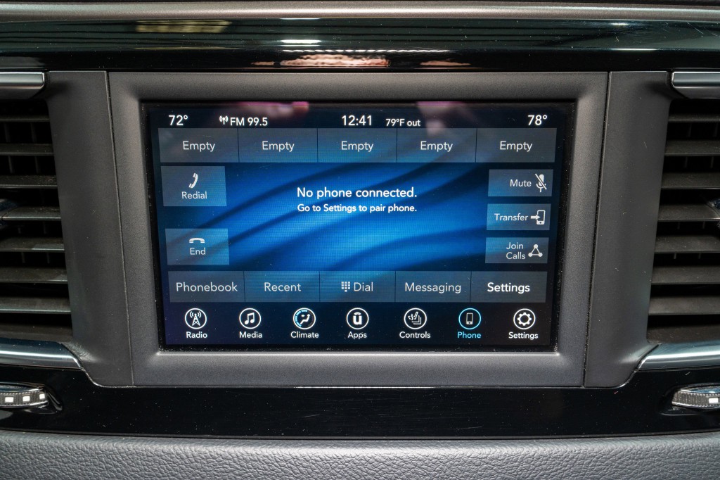 2020 Chrysler Pacifica Image 18