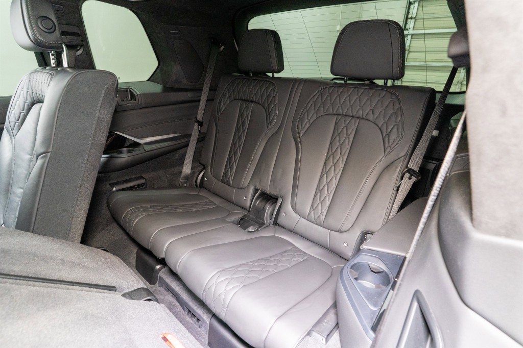 2022 BMW X7 Image 35