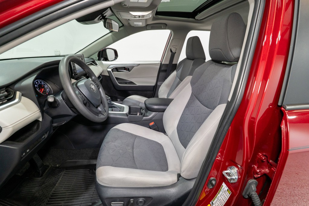 2022 Toyota Rav4 Image 15