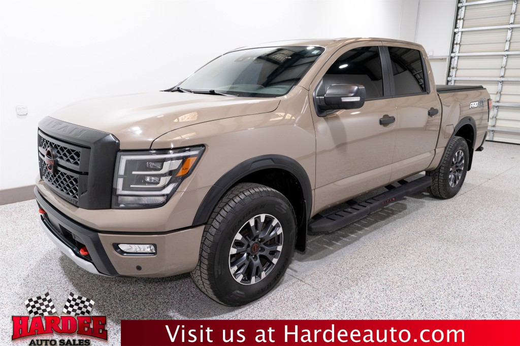 2024 Nissan Titan Image 2