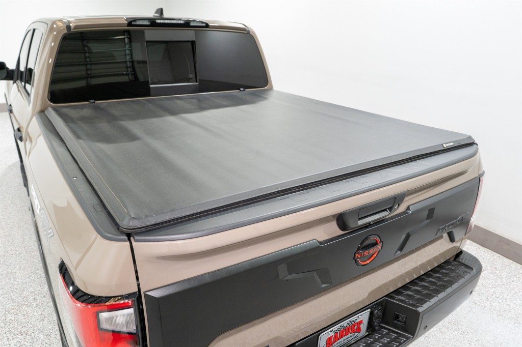 2024 Nissan Titan Image 11